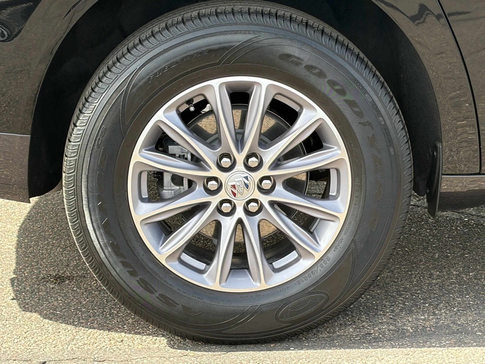 Used 2023 Buick Enclave Premium FWD image 9