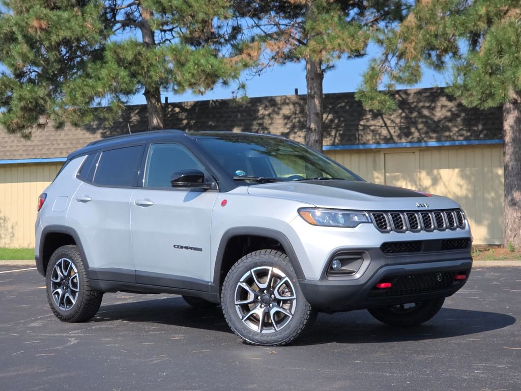 Used 2024 Jeep Compass Trailhawk