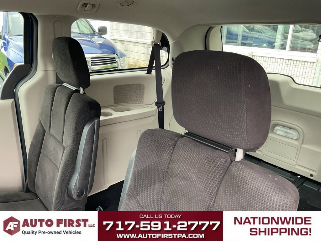 Used 2017 Dodge Grand Caravan SE w/ Power Window Group FWD image 13