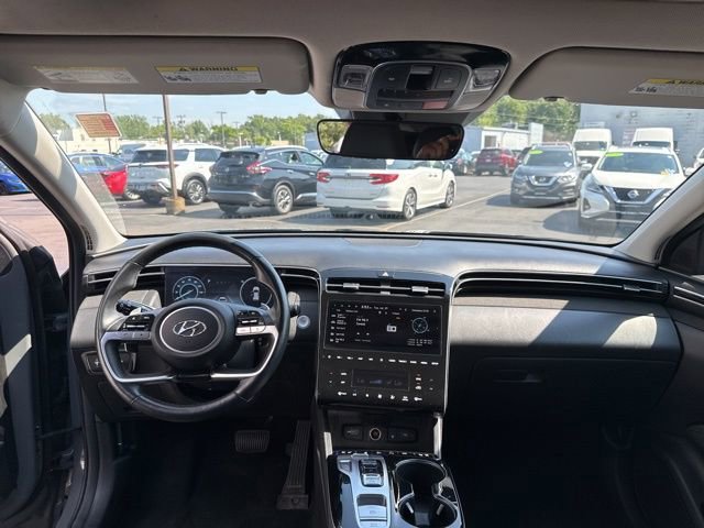 Used 2024 Hyundai Tucson Limited image 25