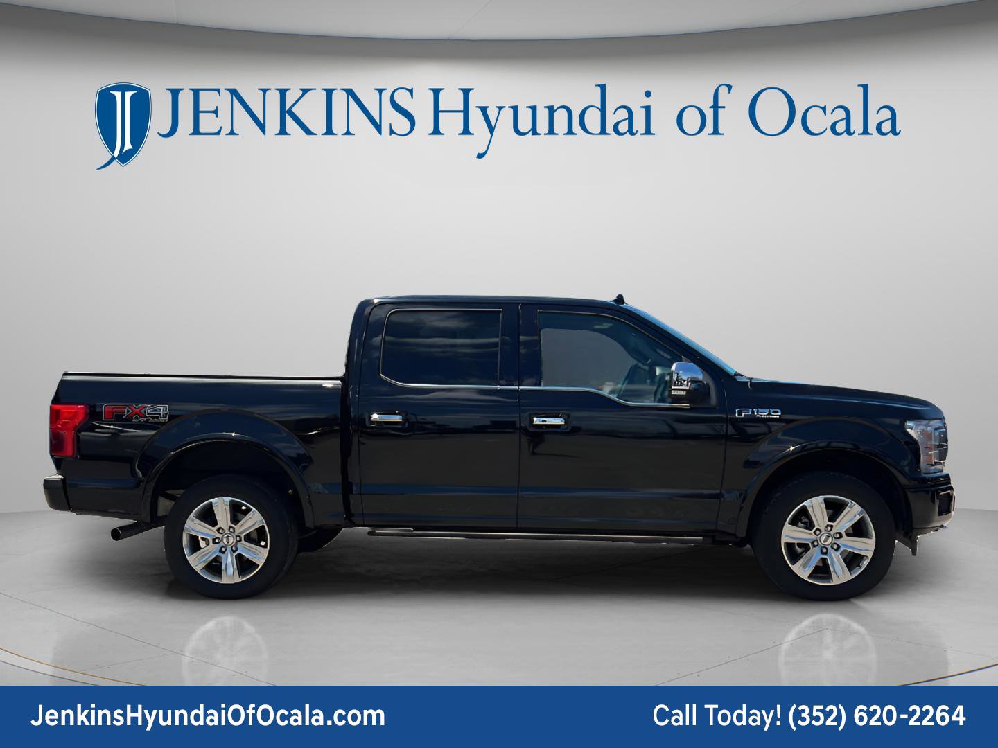 Used 2018 Ford F150 Platinum w/ Equipment Group 701A Luxury AWD/4WD image 2