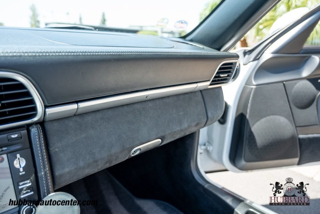 Used 2012 Porsche 911 Cabriolet image 24