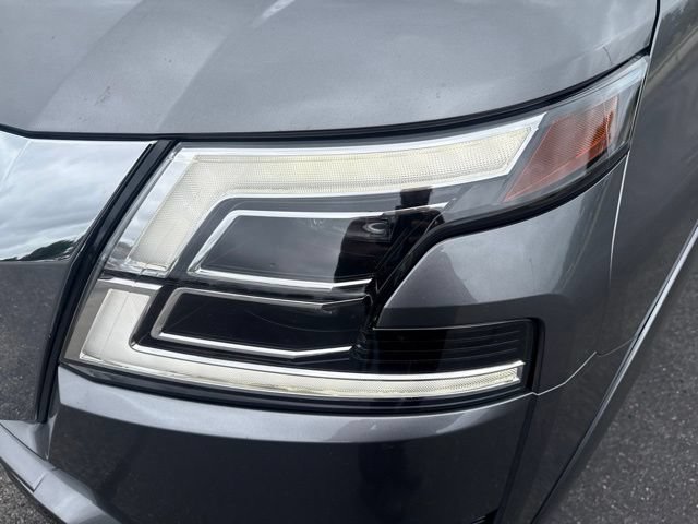 Used 2023 Nissan Armada SL w/ Cargo Package AWD/4WD image 9