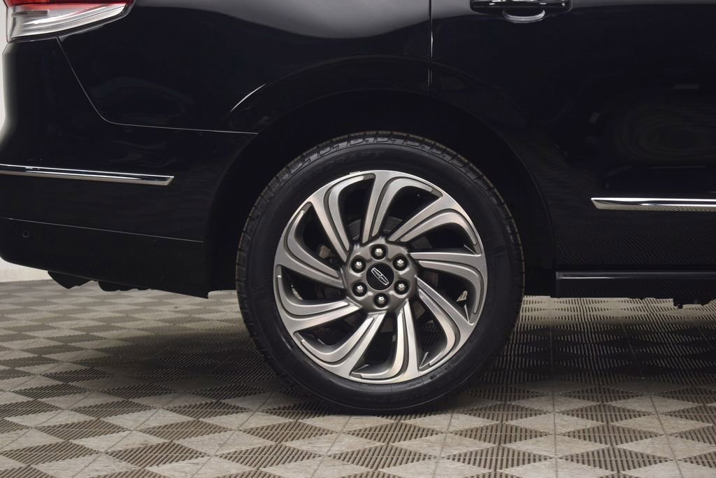 Used 2022 Lincoln Navigator Reserve RWD image 33