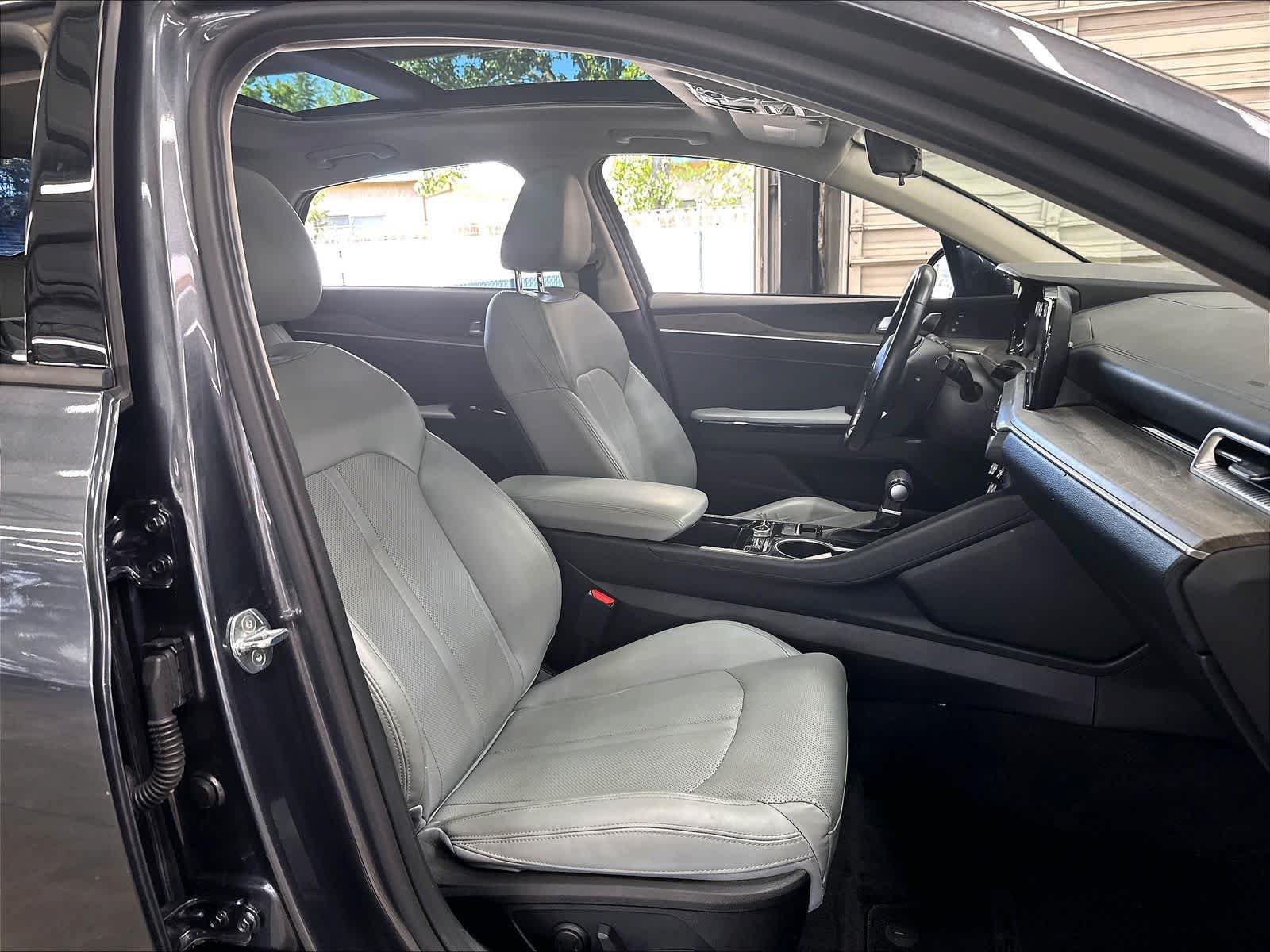 Used 2021 Kia K5 EX w/ EX Premium Package FWD image 32