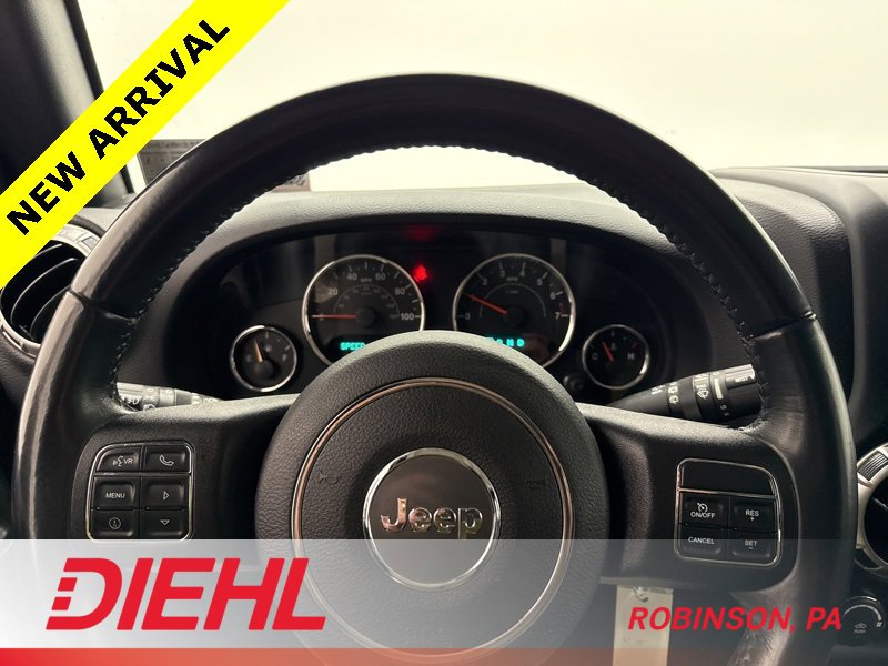 Used 2018 Jeep Wrangler Unlimited Rubicon w/ Connectivity Group image 20