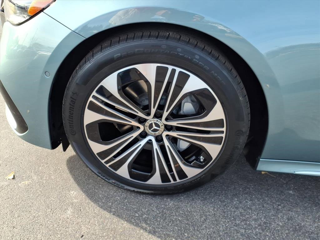 New 2026 Mercedes-Benz E 350 4MATIC Sedan image 12