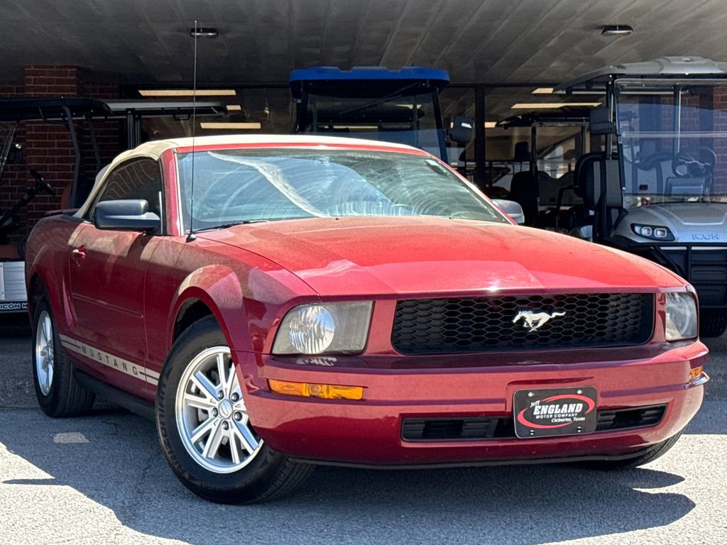 Used 2007 Ford Mustang Deluxe image 1