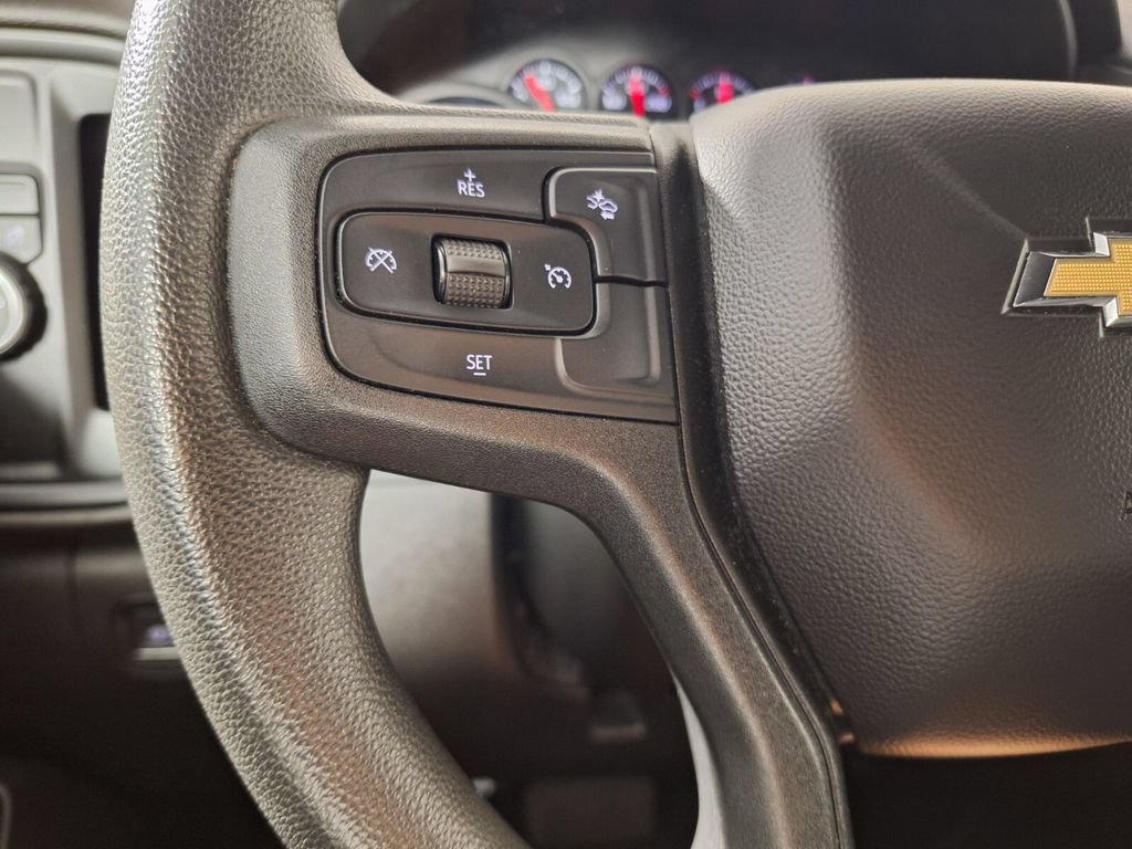 Used 2023 Chevrolet Silverado 1500 Custom RWD image 16
