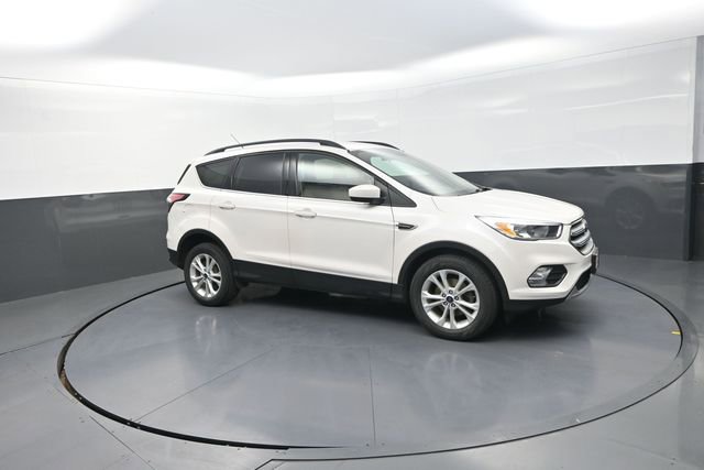 Used 2018 Ford Escape SE image 95