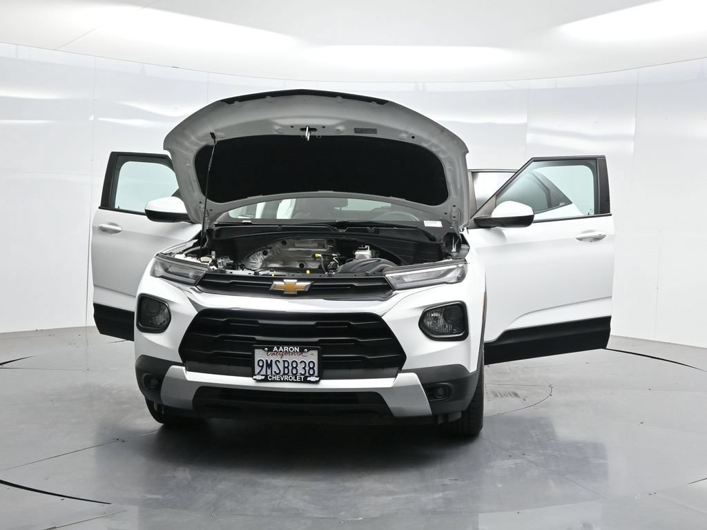 Used 2023 Chevrolet TrailBlazer LT FWD image 37