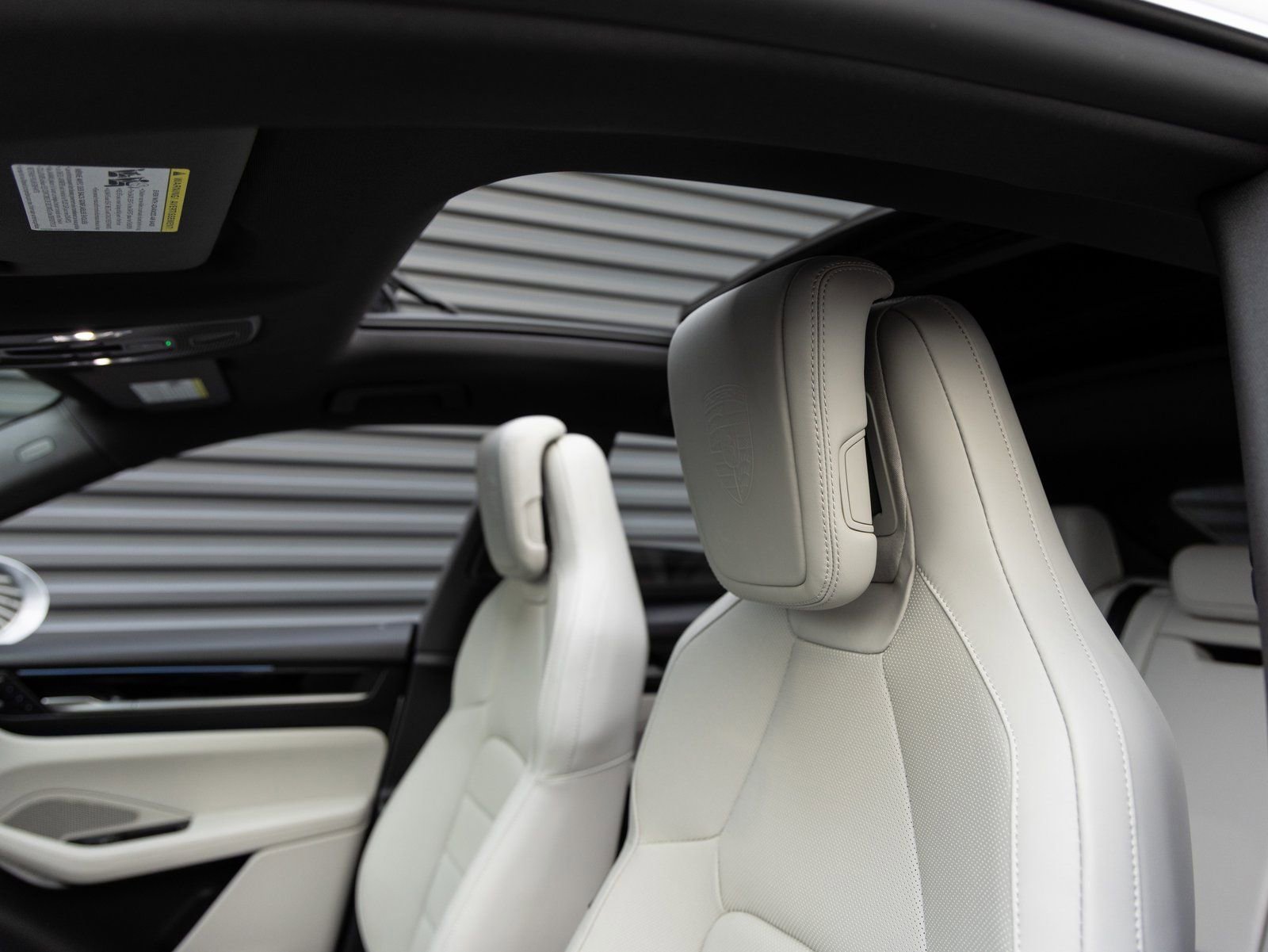 New 2025 Porsche Macan 4S Electric image 24