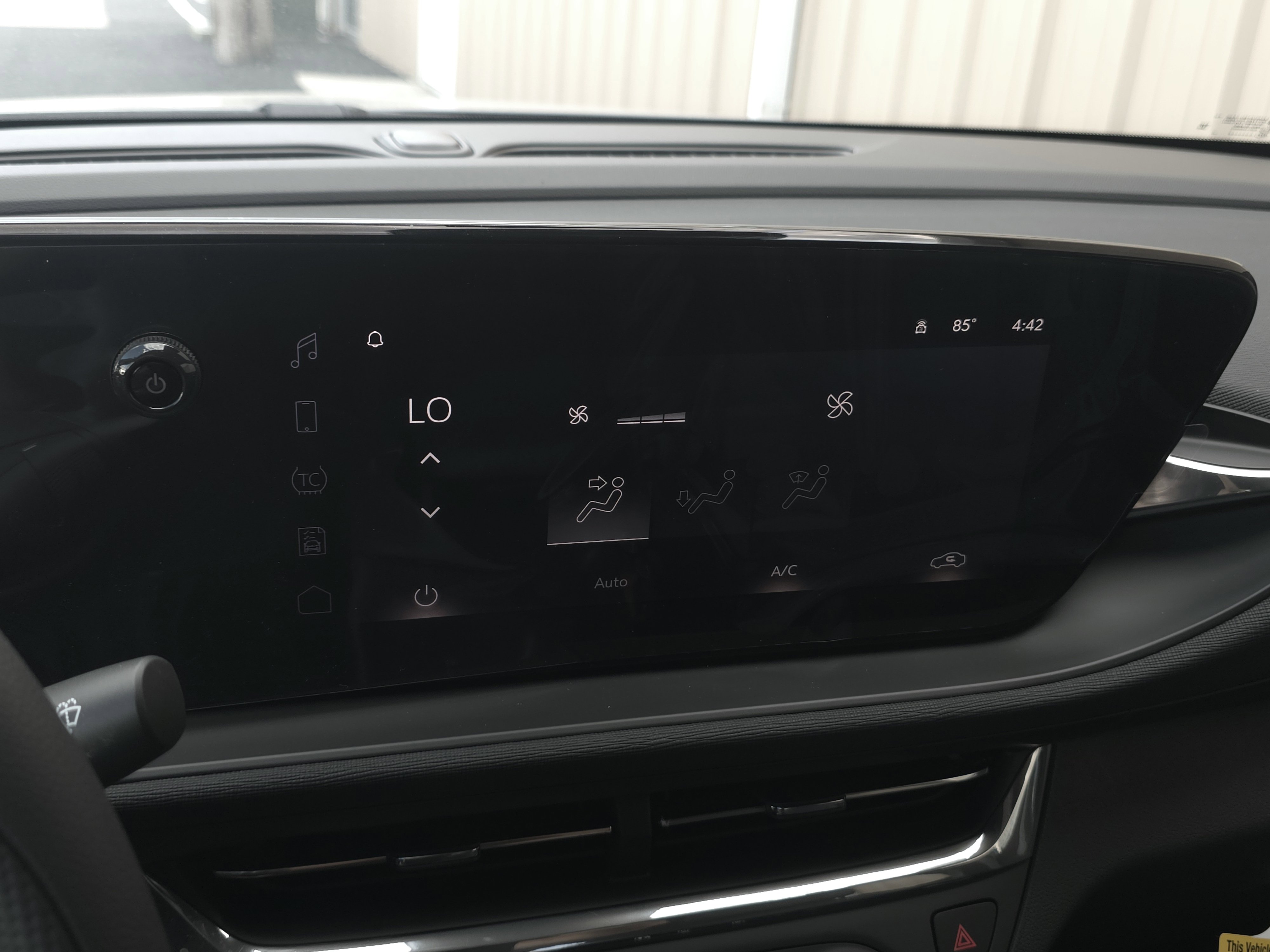 New 2026 Buick Envista Preferred FWD image 17