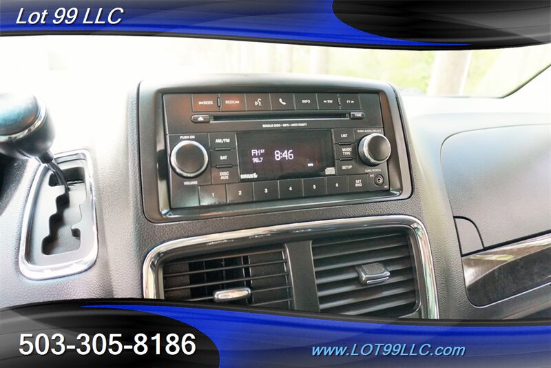 Used 2014 RAM C/V Tradesman w/ UConnect Hands-Free Group FWD image 20