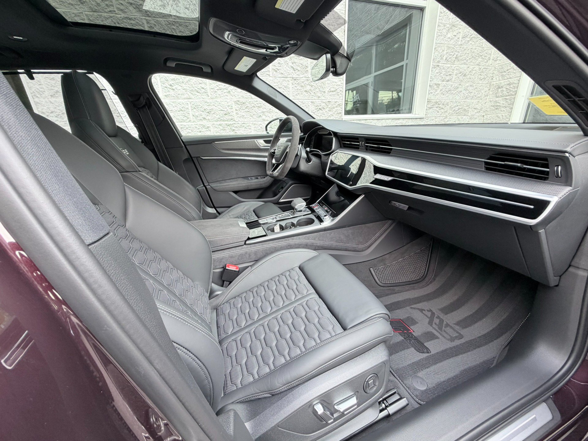 Used 2024 Audi RS 6 performance AWD/4WD image 44