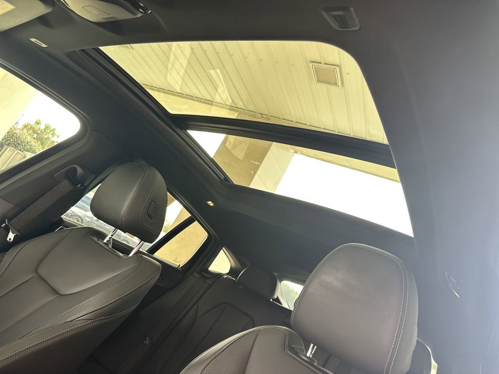 Used 2024 BMW X4 M40i w/ Premium Package image 28