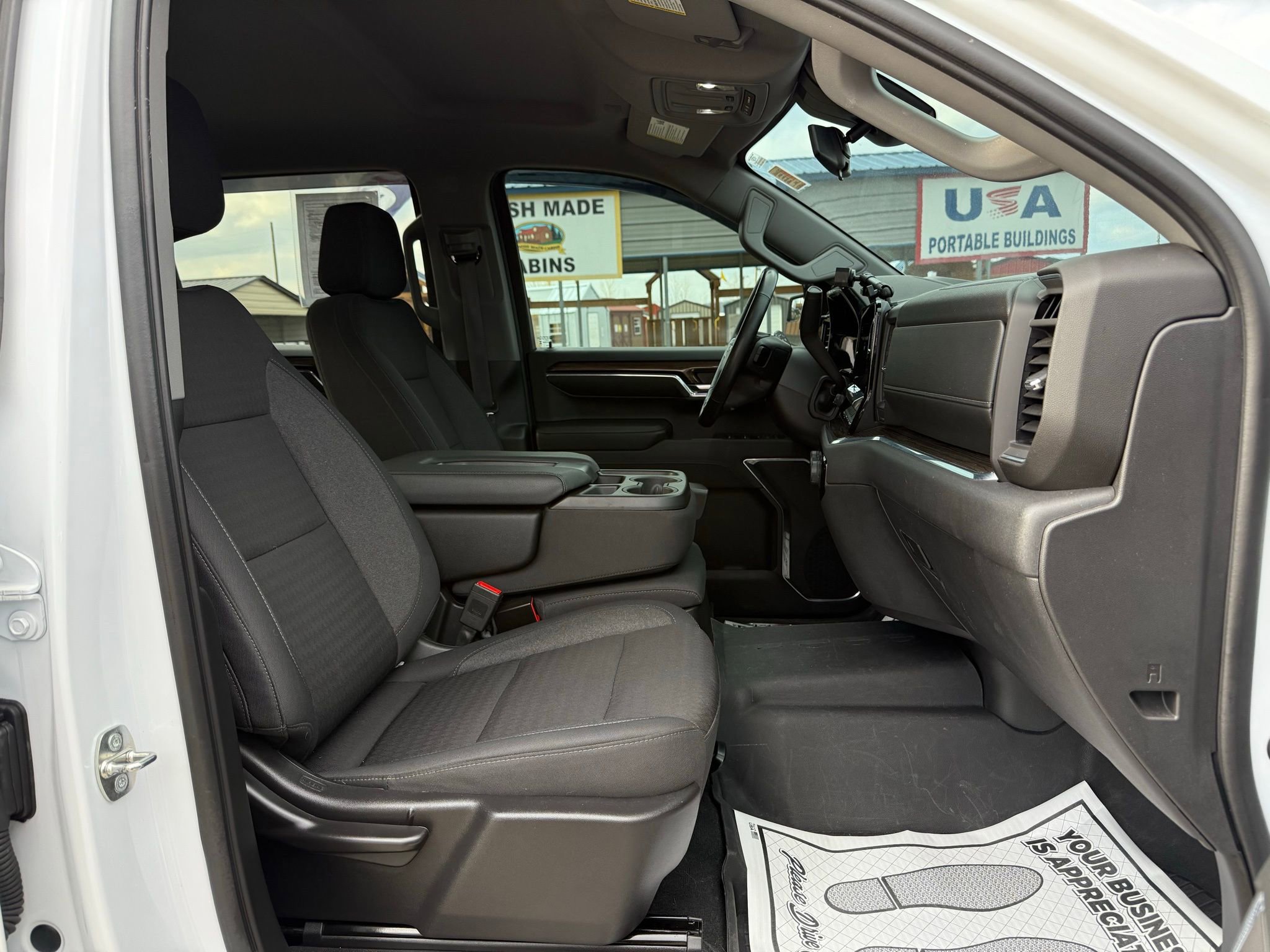 Used 2024 Chevrolet Silverado 1500 LT Trail Boss w/ Protection Package image 30