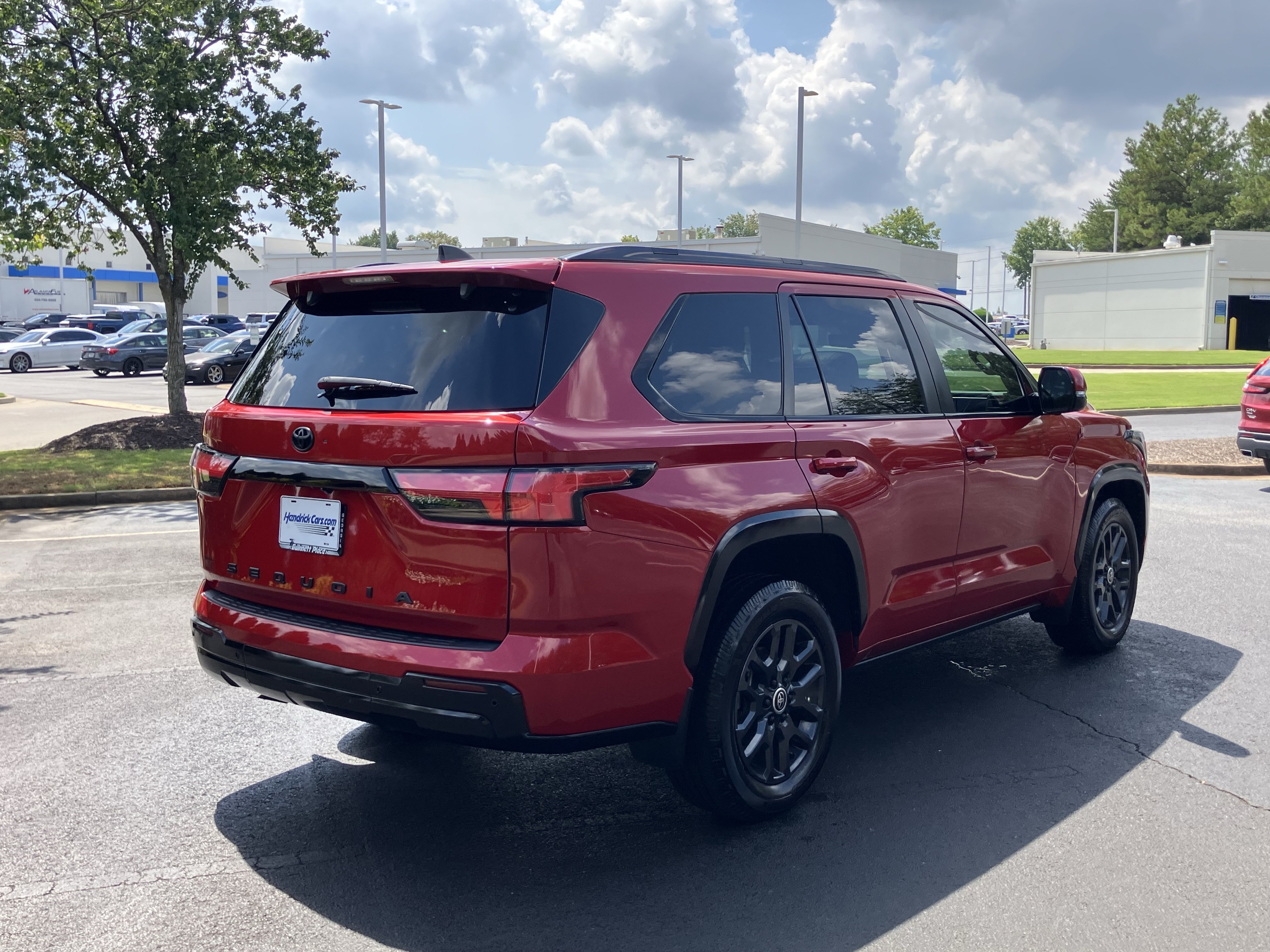 Used 2024 Toyota Sequoia Platinum AWD/4WD image 10