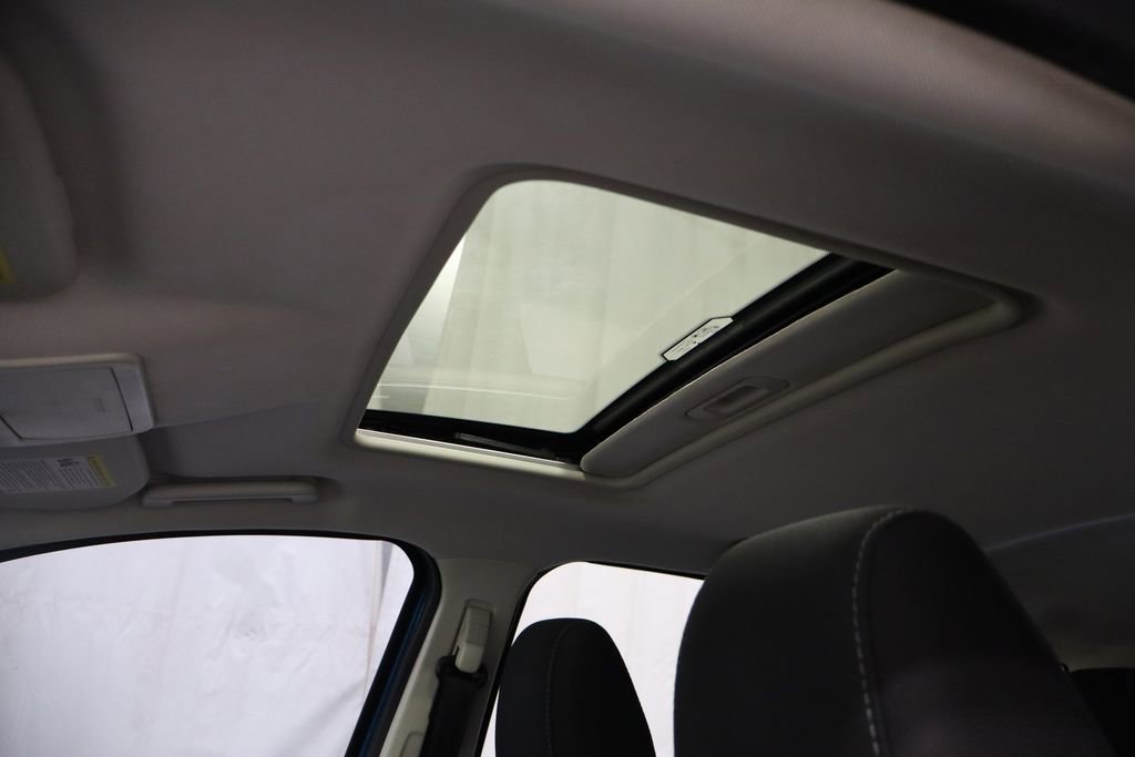 Used 2019 Ford EcoSport SE w/ SE Convenience Package image 23