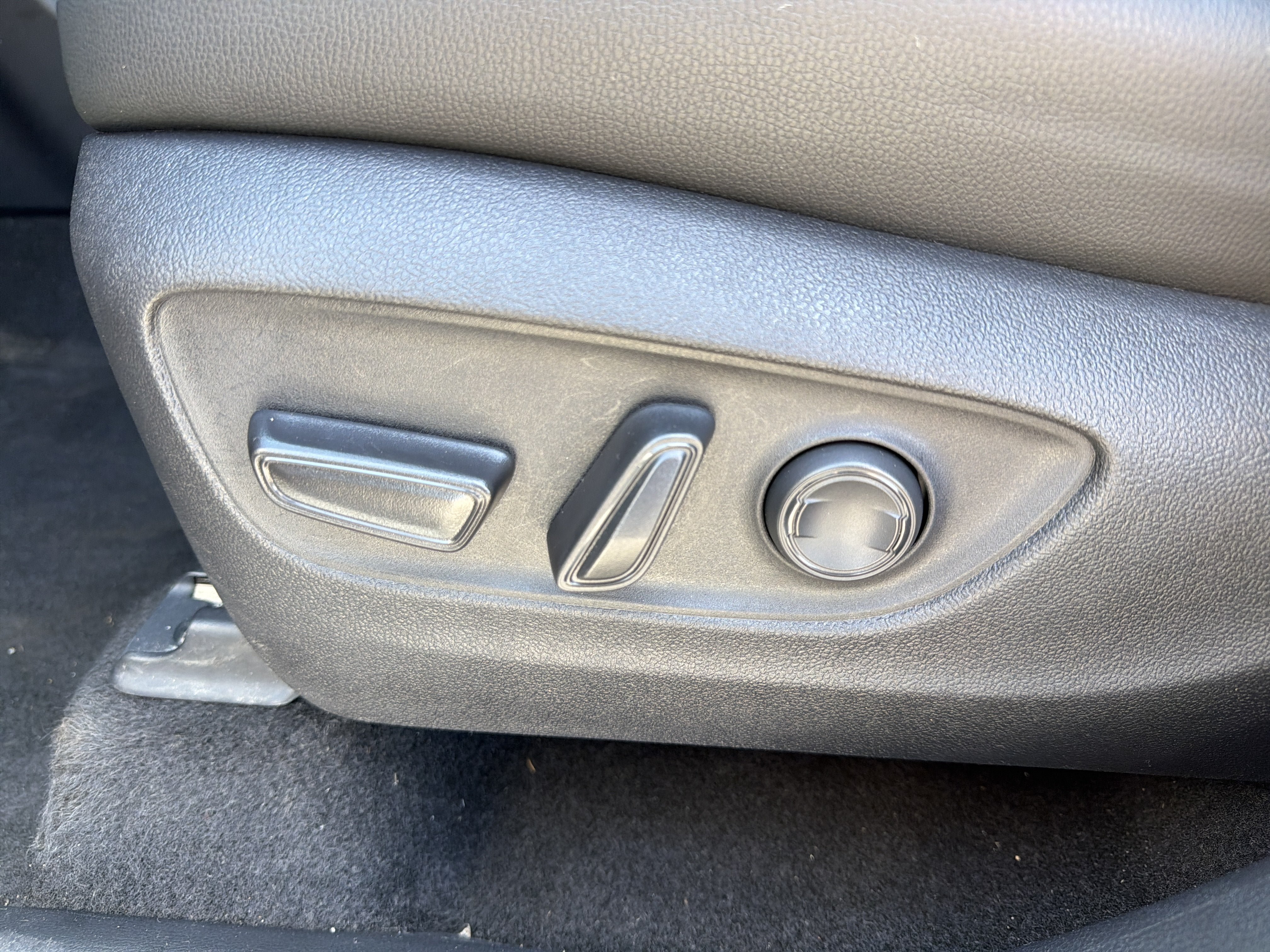 Certified 2024 Toyota Grand Highlander AWD image 11