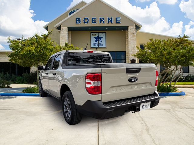 Used 2025 Ford Maverick XLT FWD image 3