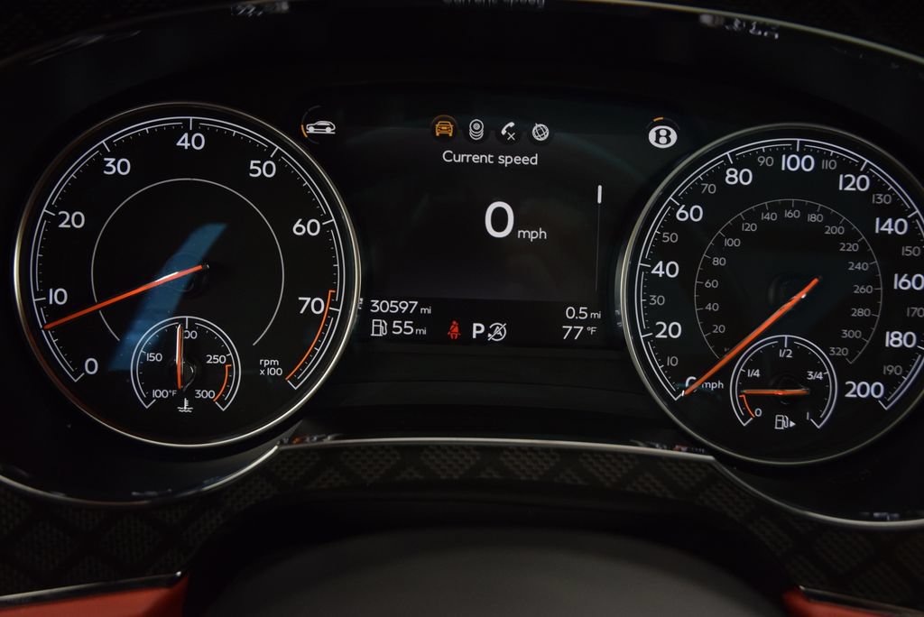 Used 2020 Bentley Bentayga Design Series AWD/4WD image 26