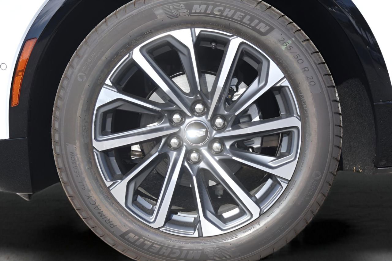 New 2026 Cadillac Lyriq Sport RWD image 9