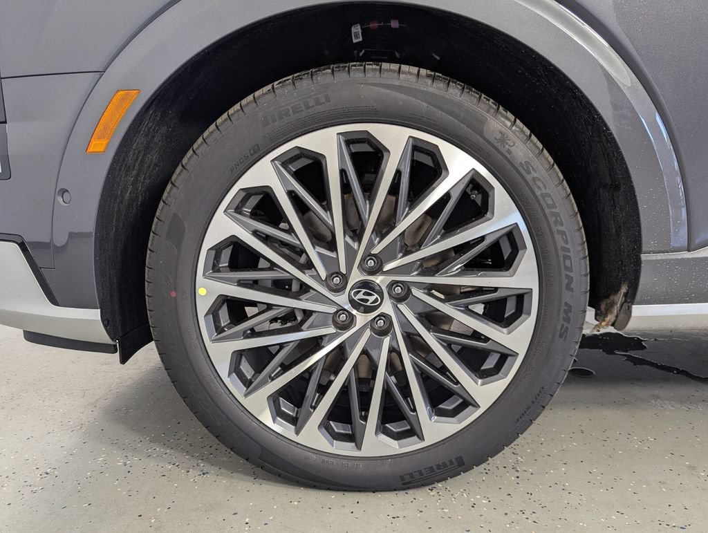 New 2026 Hyundai Palisade Calligraphy FWD image 8