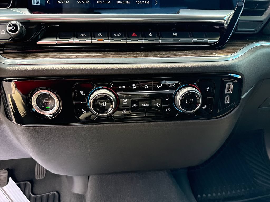 Used 2024 Chevrolet Silverado 1500 LT AWD/4WD image 22