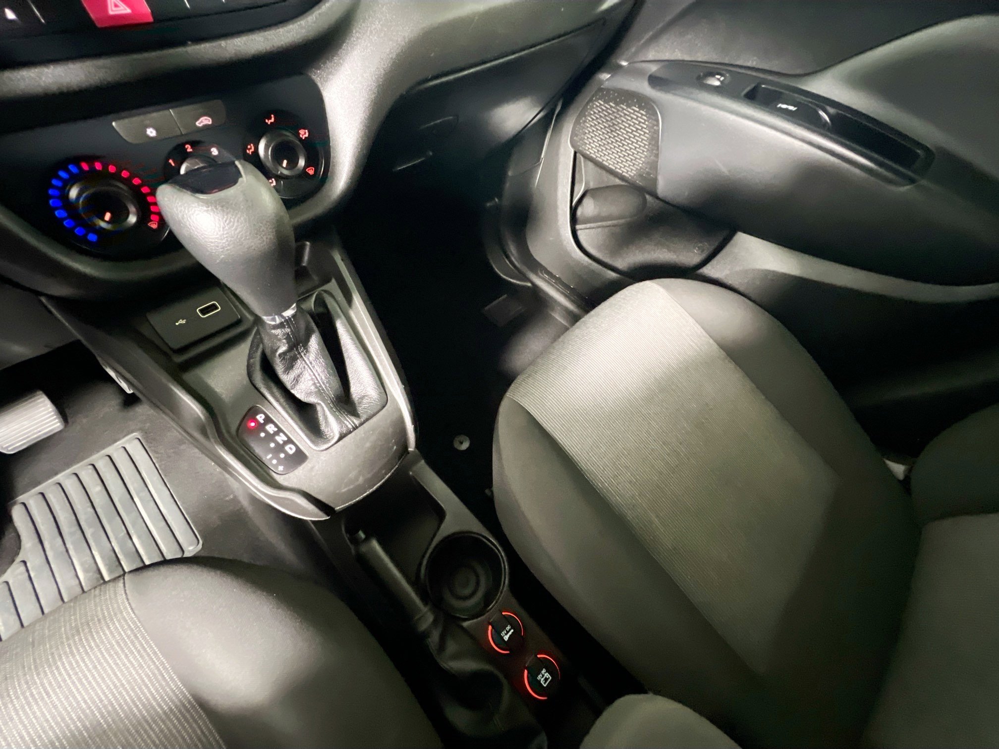 Used 2021 RAM ProMaster City Tradesman SLT w/ Window Group 04 image 25