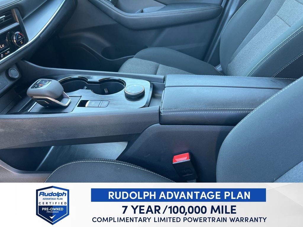 Used 2025 Nissan Rogue SV image 32