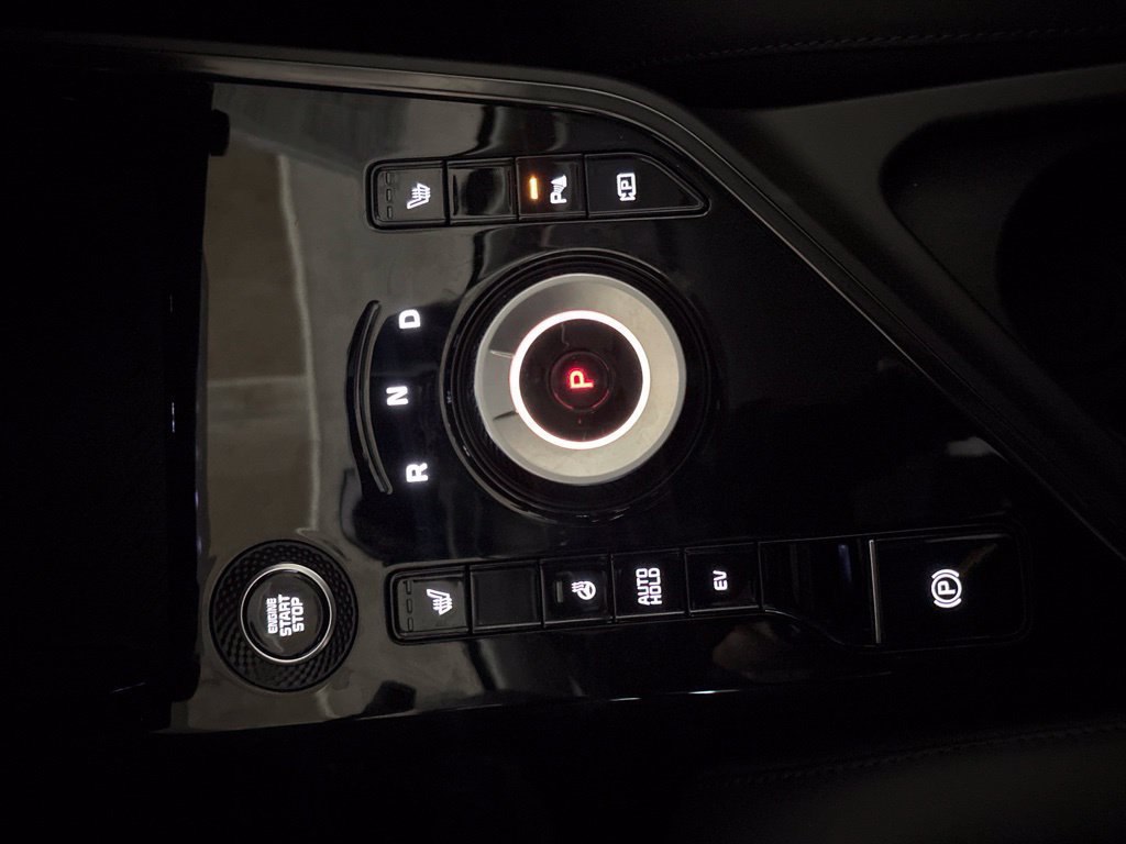 Used 2023 Kia Niro EX FWD image 23