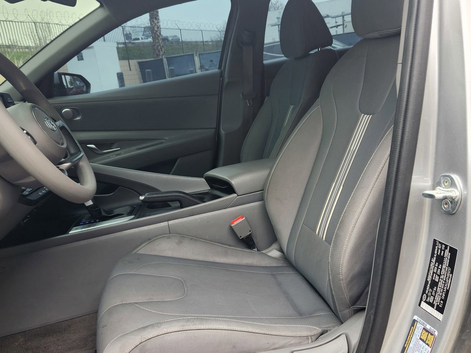 Used 2023 Hyundai Elantra SEL image 18