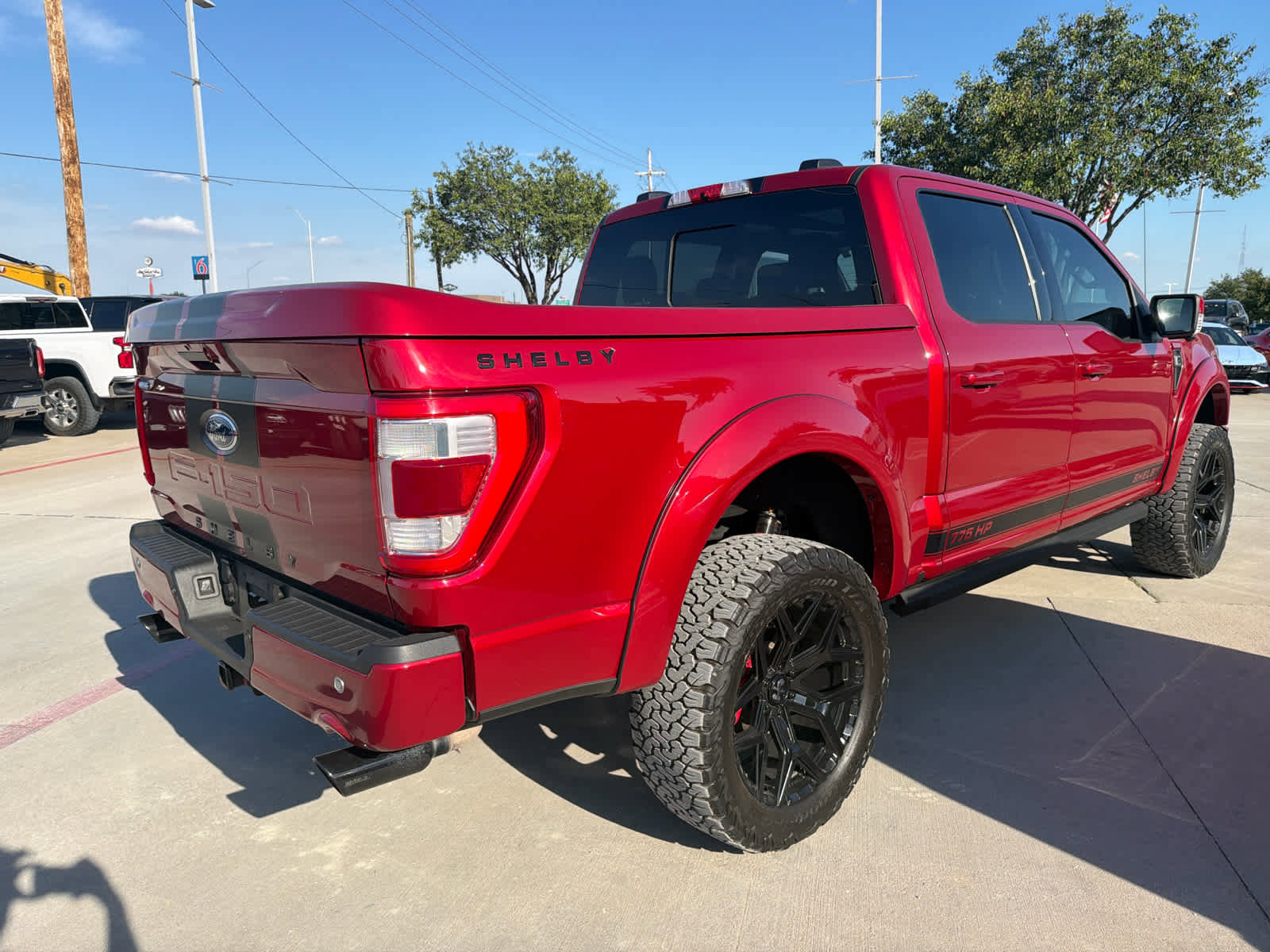 Used 2021 Ford F150 Lariat w/ Equipment Group 502A High AWD/4WD image 3