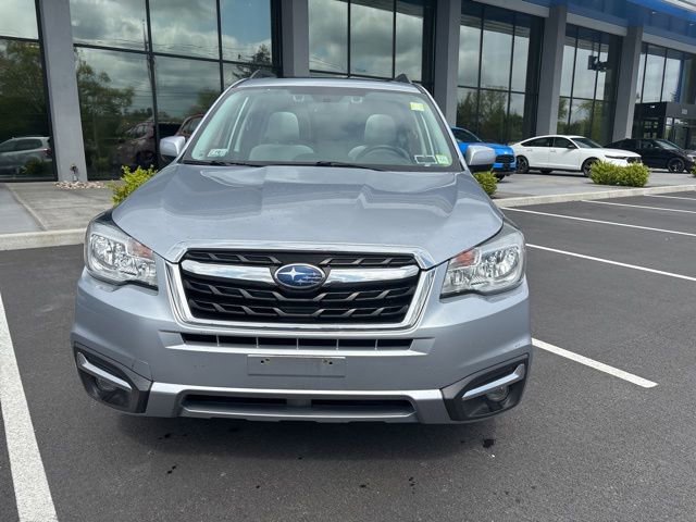 Used 2017 Subaru Forester 2.5i Premium AWD/4WD image 3