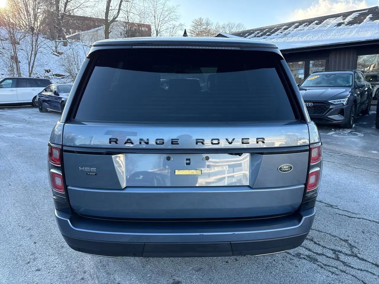 Used 2020 Land Rover Range Rover HSE image 16