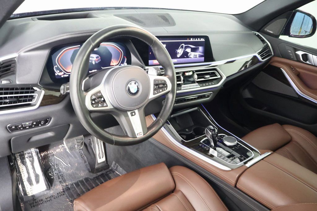 Used 2020 BMW X5 M50i AWD/4WD image 14