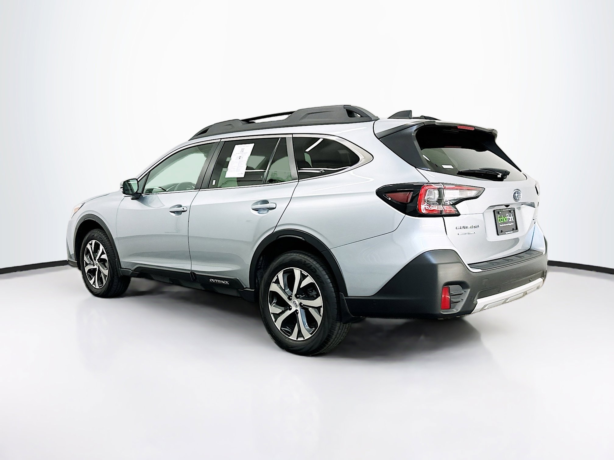 Used 2022 Subaru Outback Limited XT image 5