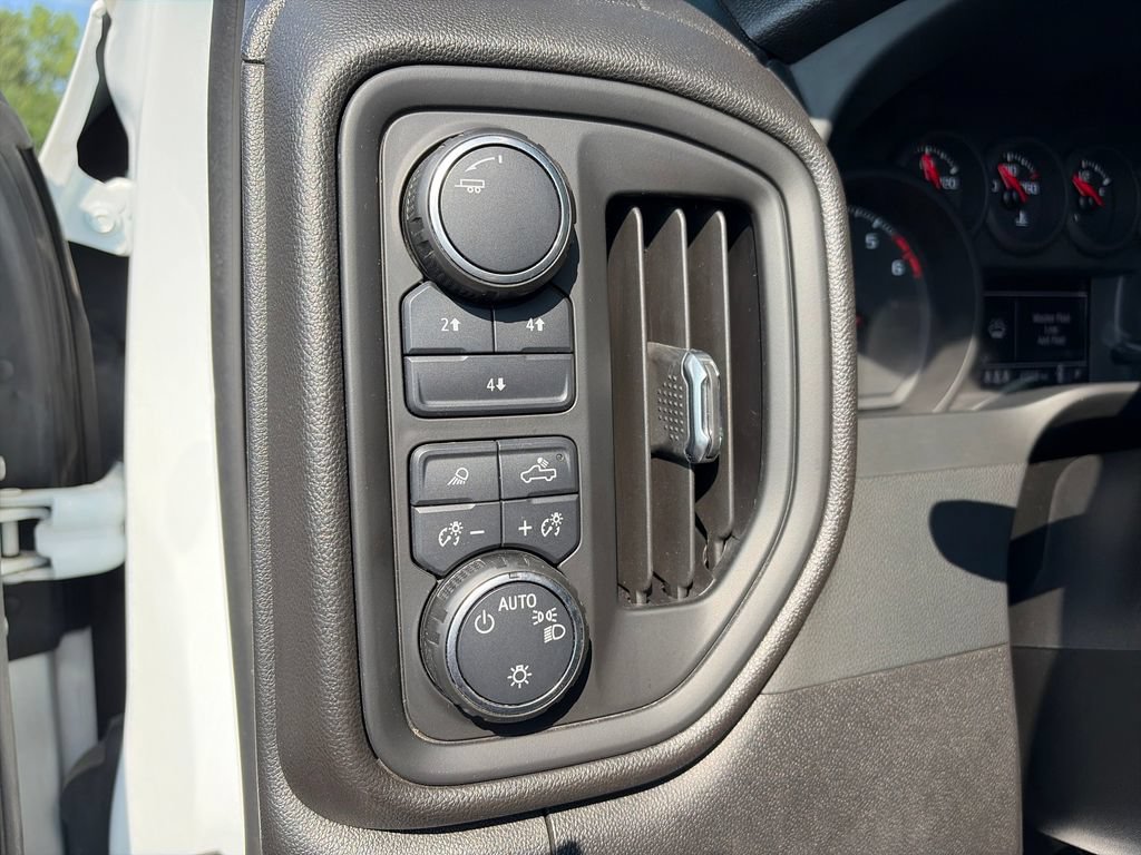 Used 2024 Chevrolet Silverado 2500 Custom w/ Custom Value Package AWD/4WD image 18