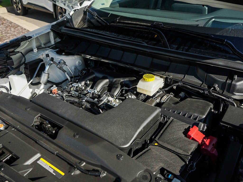 New 2025 Nissan Pathfinder Platinum image 7