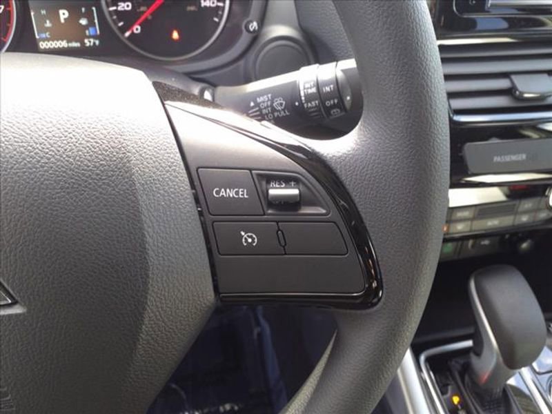 Used 2024 Mitsubishi Eclipse Cross ES image 19