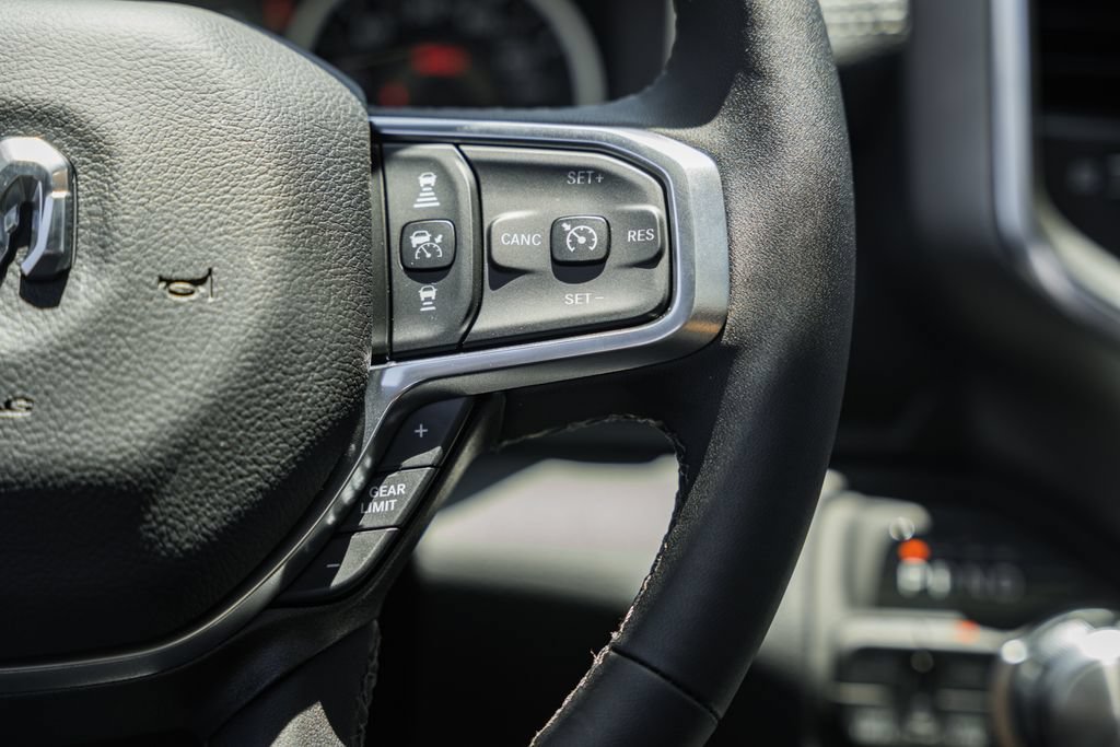 New 2026 RAM 1500 Laramie AWD/4WD image 31
