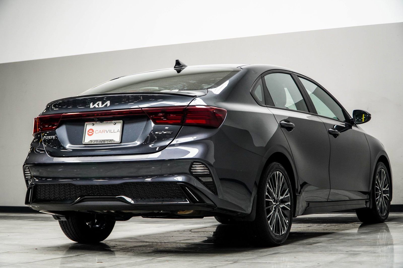 Used 2023 Kia Forte GT-Line FWD image 12