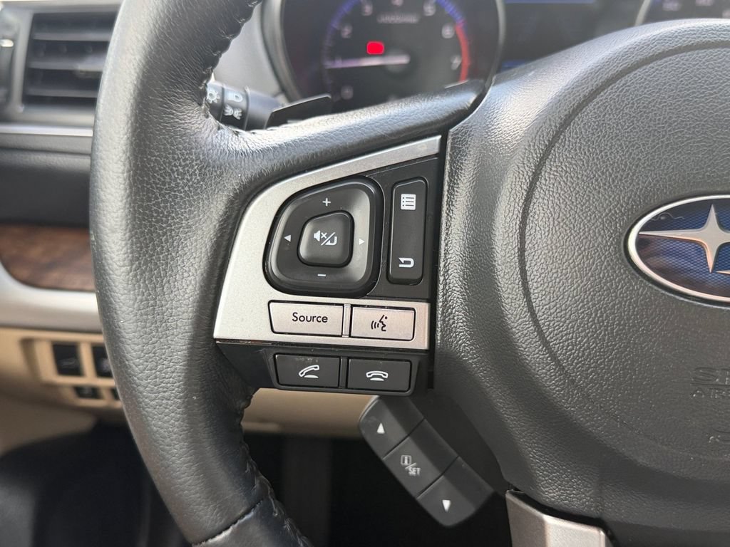 Used 2017 Subaru Outback 2.5i Limited AWD/4WD image 24