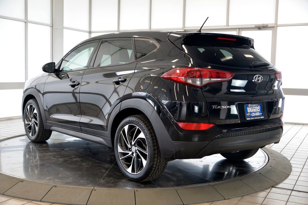 Used 2018 Hyundai Tucson SE w/ Cargo Package FWD image 6