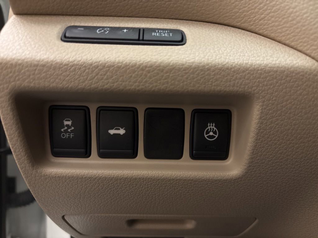 Used 2015 Nissan Altima 2.5 SL w/ Moonroof Package image 14