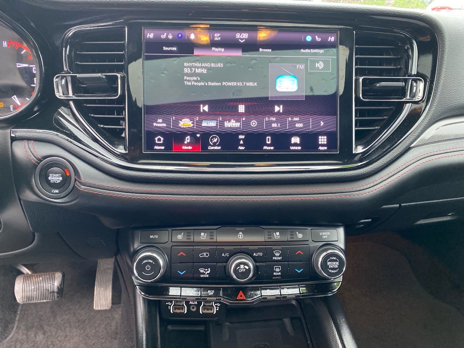 Used 2022 Dodge Durango R/T w/ Blacktop Package image 11