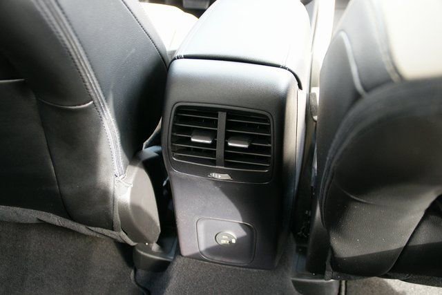Used 2022 Ford Escape SEL image 34