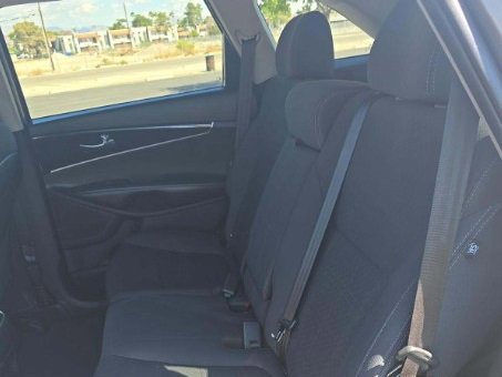 Used 2018 Kia Sorento L image 22