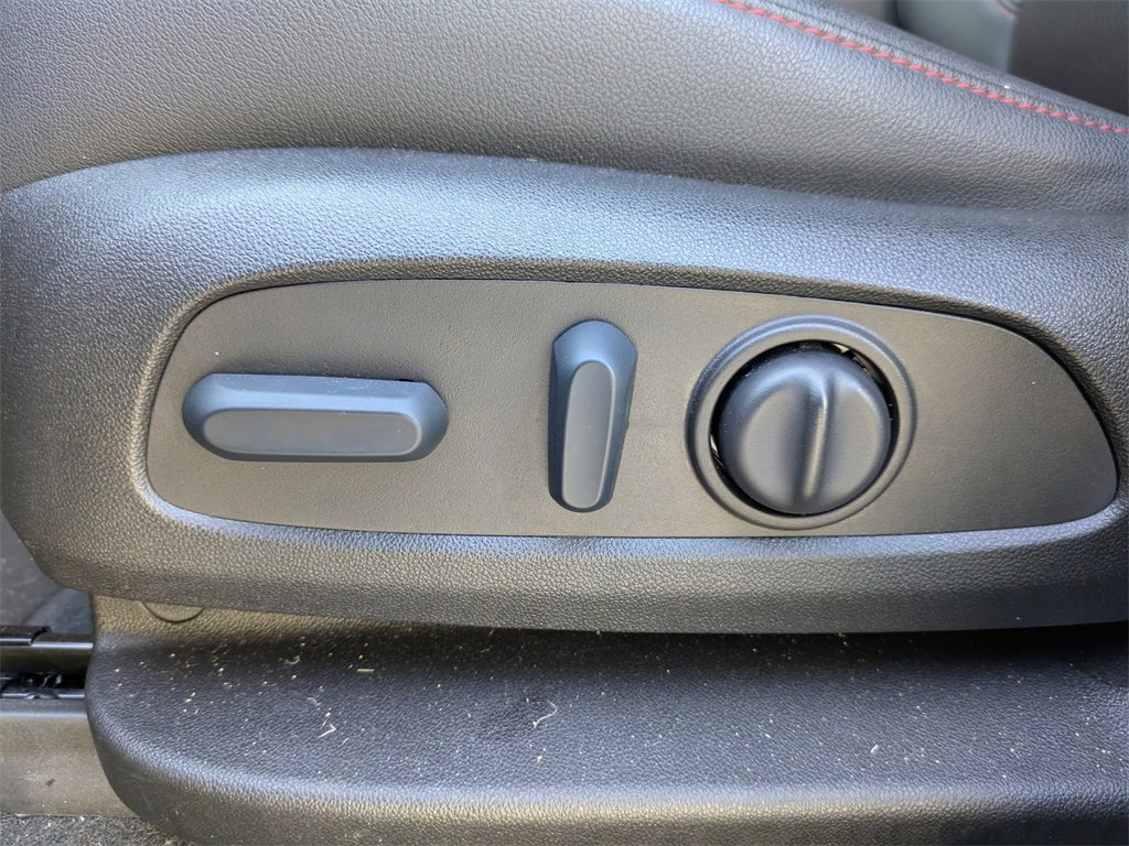 Used 2022 Chevrolet Blazer RS image 21